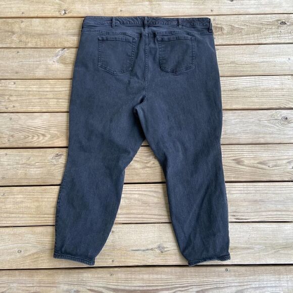 Torrid Black Denim Capri Jeans Size 26R - Picture 2 of 5